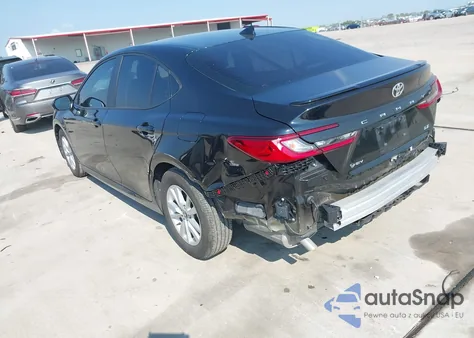 2025 Toyota Camry Le из США, поврежденный, VIN 4T1DAACK1SU039608